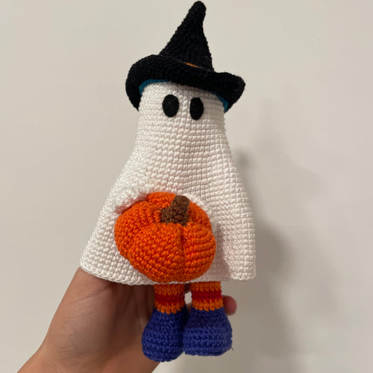 HALLOWEEN GHOST AMIGURUMI